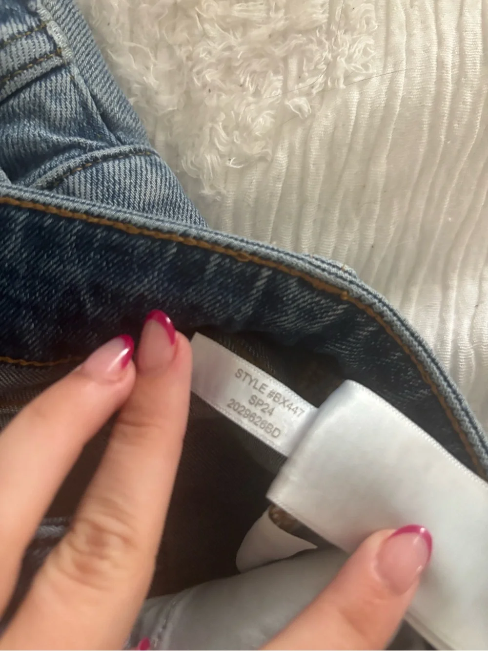 Curvy essential straight jean in all-day stretch